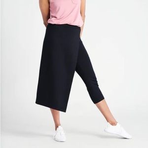 Betabrand The Sassiest Pants Capris Midi Skirt Overlay Stretchy Ponte Knit